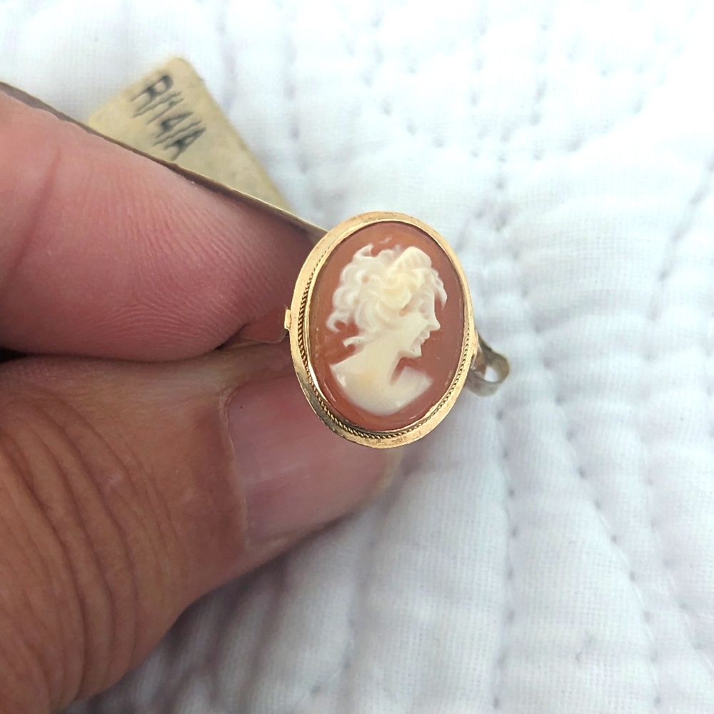 Coral Cameo Ring Size 7 3/4